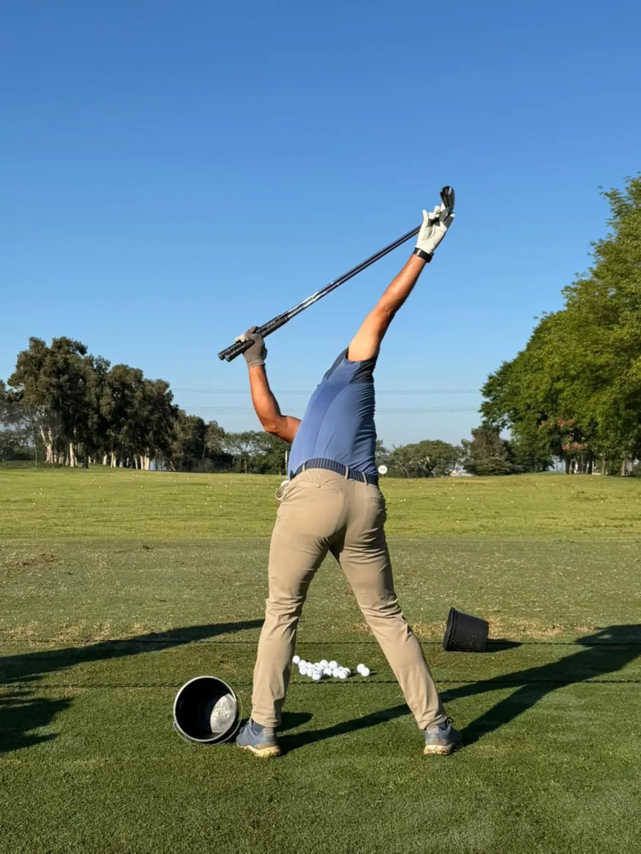 Alongamento no driving range